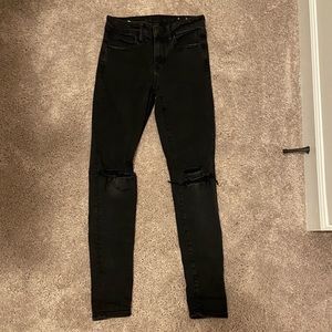 Black knee ripped jeans American eagle